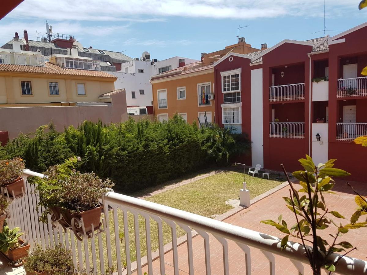 Bolivia Beach Apartments Málaga Eksteriør billede