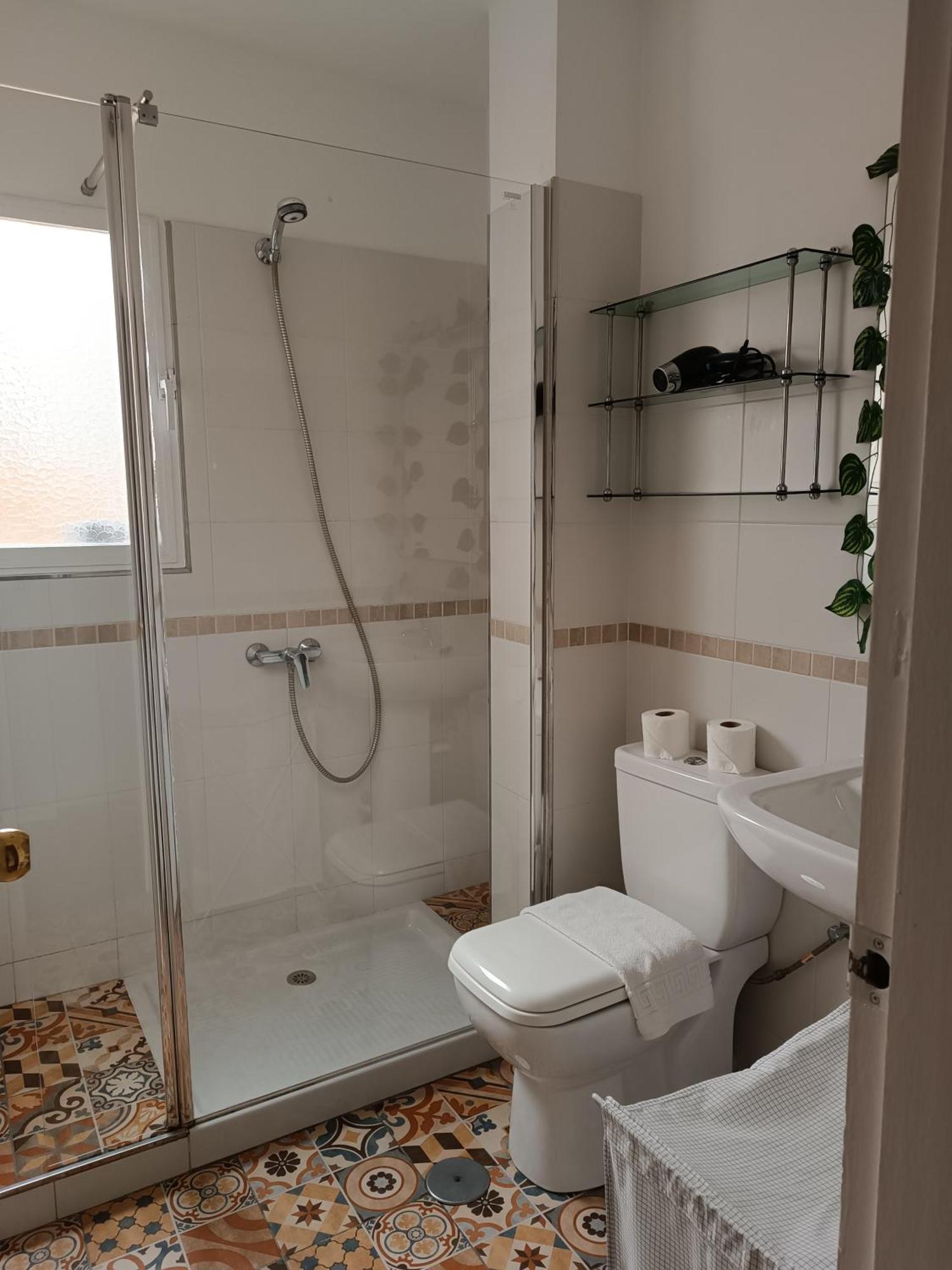 Bolivia Beach Apartments Málaga Eksteriør billede